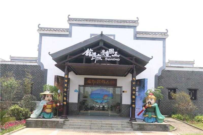 景區(qū)標(biāo)識(shí)設(shè)計(jì)中，內(nèi)部結(jié)構(gòu)布局應(yīng)該怎么做？